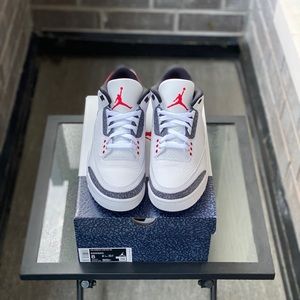 Jordan 3 Retro SE Fire Red Denim